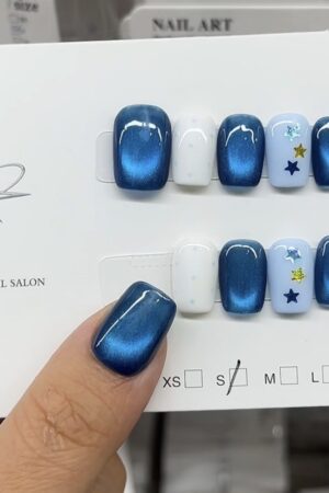 Blue Cat Eye Star Accent Press-On Nails